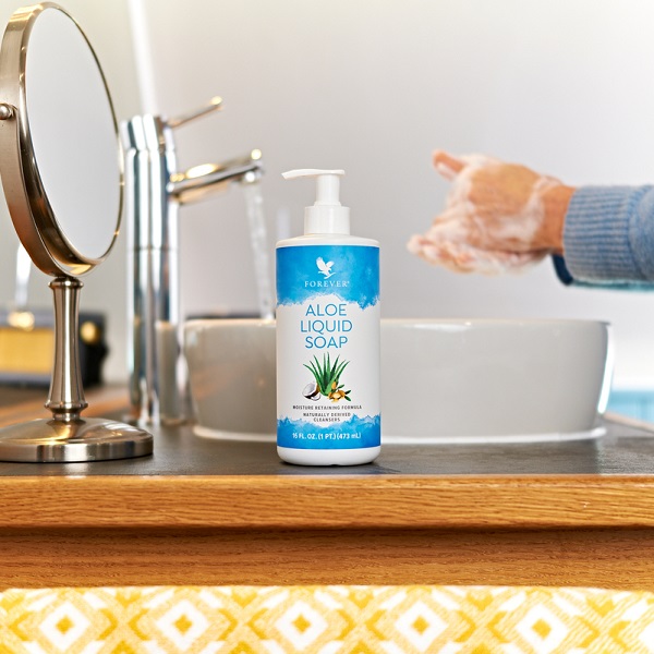 Forever Aloe Liquid Soap - 16 FL OZ Gentle Moisture Retaining Formula with Aloe Vera Argan Oil & Jojoba for Sensitive Skin Care