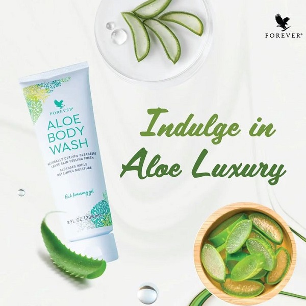 Forever Aloe Body Wash - Gentle & Powerful Cleansing with Aloe, Sulfate-Free, pH Balanced, Vitamins A C E, Rich Foam, 8 fl oz, Argan Oil & Jojoba Extract