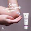 Forever Aloe Moisturizing Lotion with Collagen & Elastin for Silky Smooth Skin 4 fl oz 118 ml Gluten-Free Formula