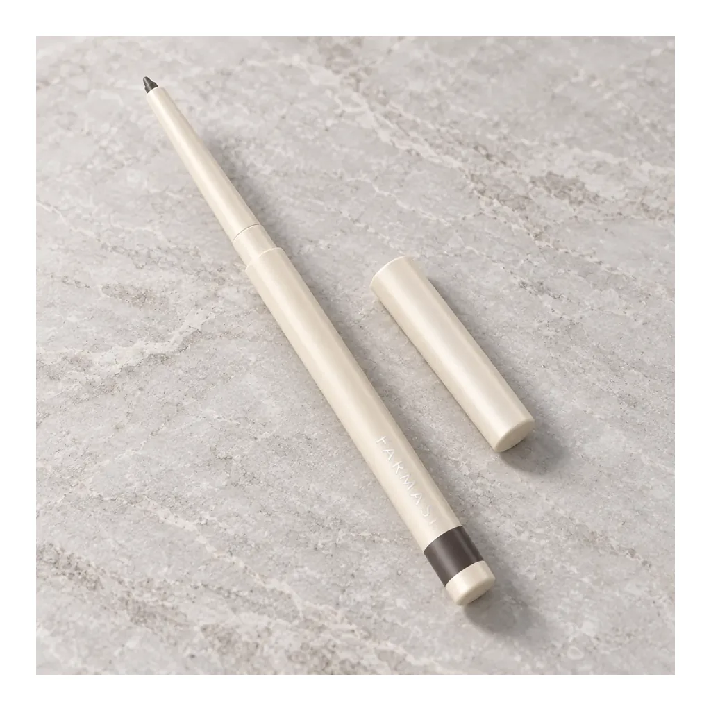 FARMASI Lip Liner Pencil 05 Ash Brown Lifestyle photo FARMASI Lip Liner Pencil 05 Ash Brown Lifestyle photo