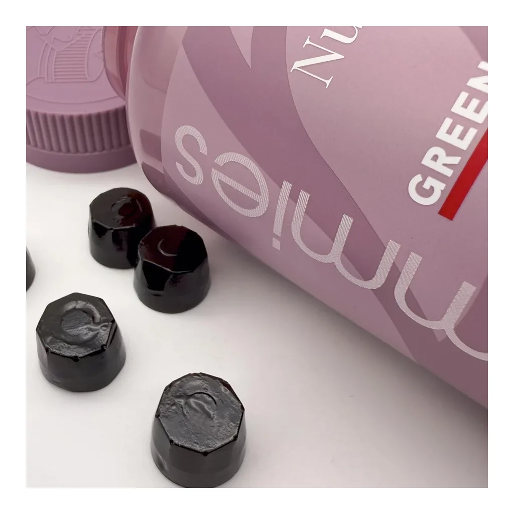 FARMASI Nutriplus Green & Berry Gummies, 60 Gummies – Official packaging detail FARMASI Nutriplus Green & Berry Gummies, 60 Gummies – Official packaging detail