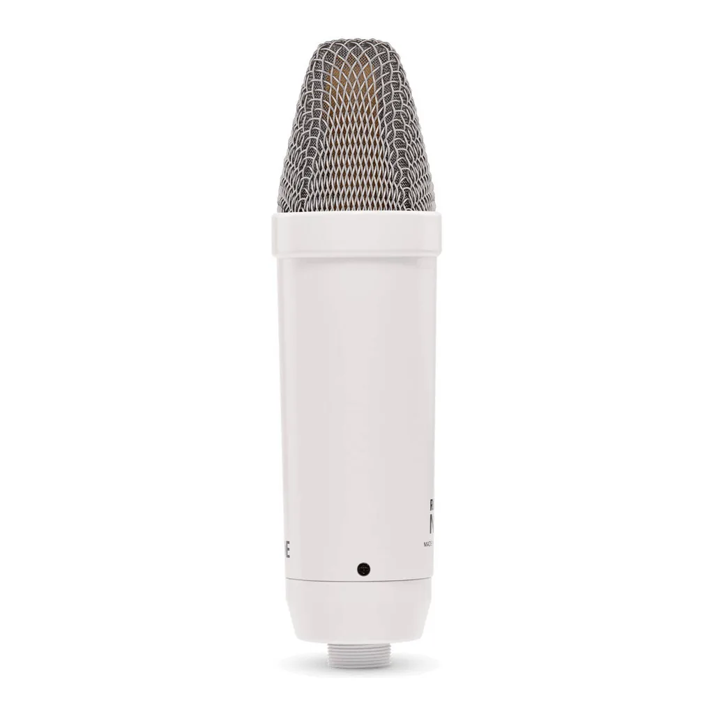 353c32f6ecf9400bf343c3a10a5d7e64-hi.jpg RODE NT1 Signature Series Condenser Microphone