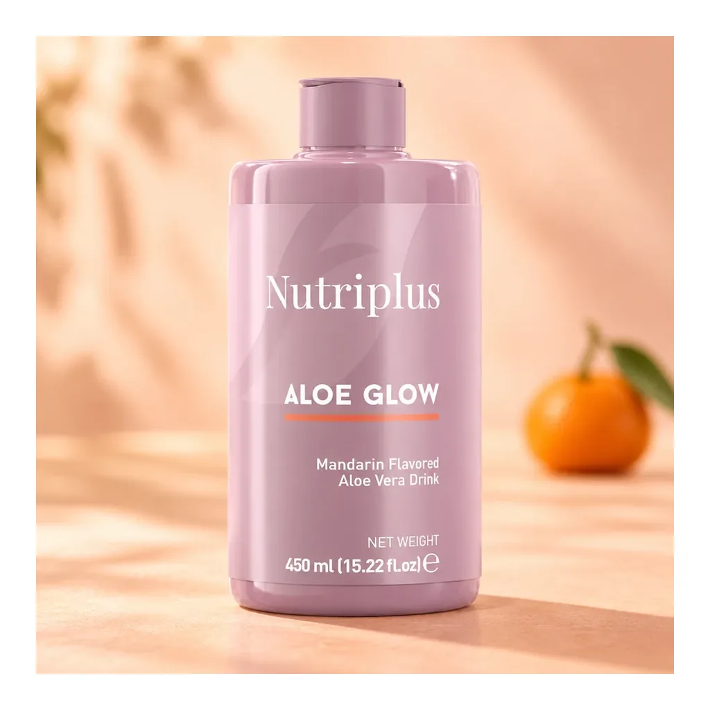 FARMASI Aloe Glow Mandarin 450 ml citrus studio setting with decorative fruit FARMASI Aloe Glow Mandarin 450 ml citrus studio setting with decorative fruit