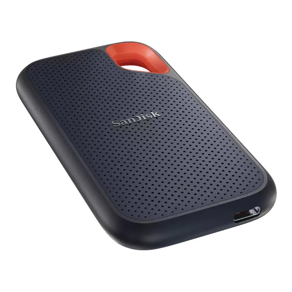 d2dca6937261b758febb2fcd2995a207-hi.jpg SanDisk 8TB Extreme Portable SSD , USB 3.2 Gen 2 Type-C, Up to 1050MB/s Read & Write Speeds, 256-Bit AES Hardware Encryption, Carabiner Loop, IP65, Black/ Orange | SDSSDE61-8T00-G25