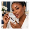 farmasi-1000930-brow-setting-wax-03-lifestyle Farmasi Brow Setting Wax