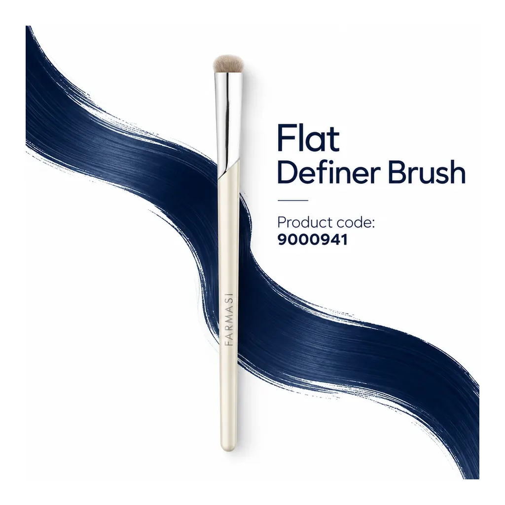 farmasi-9000941-flat-definer-brush-09-product-reference Farmasi Flat Definer Brush