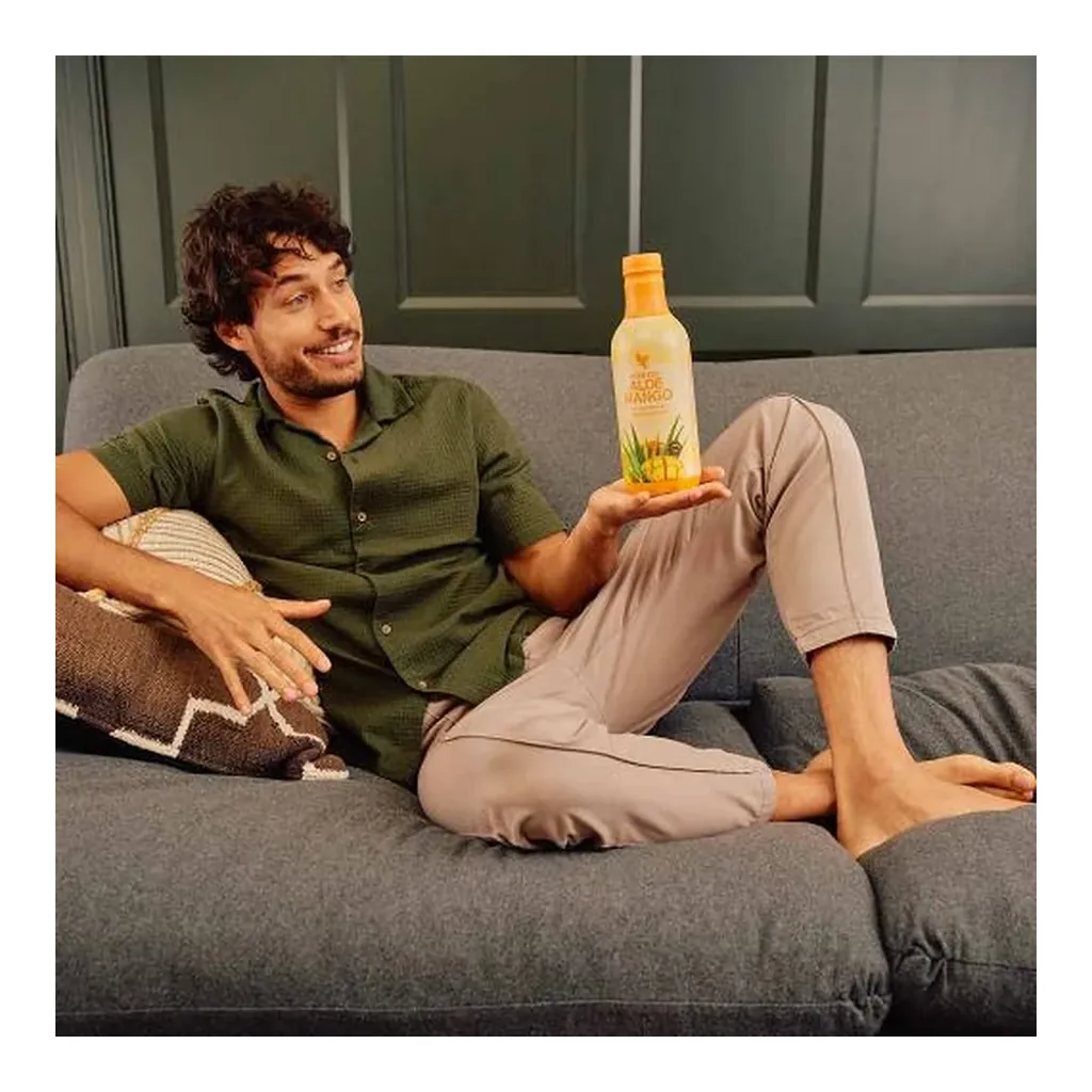 Forever Aloe Mango® — Official lifestyle photo Forever Aloe Mango® — official lifestyle photo; props are not included