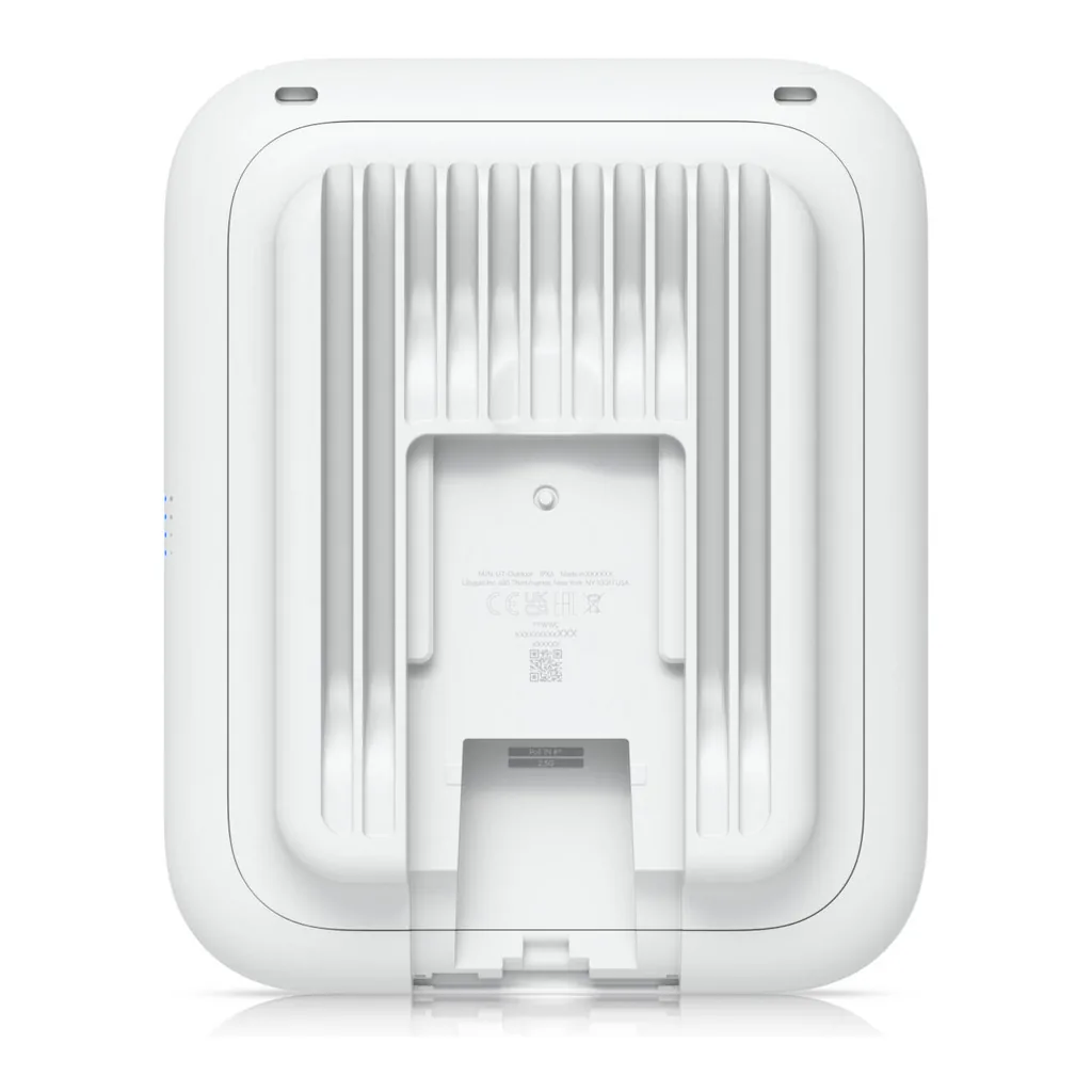 Ubiquiti U7 Outdoor UniFi WiFi 7 Access Point, WiFi 7, 4 Spatial Streams, Software-Switchable, 200+ Connected Devices, 2.5 GbE Uplink, Weatherproof, White | U7-Outdoor – Gallery image 4 Ubiquiti U7 Outdoor UniFi WiFi 7 Access Point, WiFi 7, 4 Spatial Streams, Software-Switchable, 200+ Connected Devices, 2.5 GbE Uplink, Weatherproof, White | U7-Outdoor – Gallery image 4