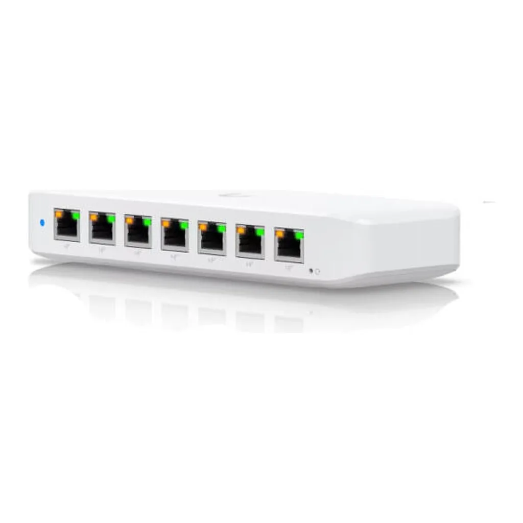 Ubiquiti Ultra 60W 8-Port Switch – Main image Ubiquiti Ultra 60W 8-Port Switch – Main image