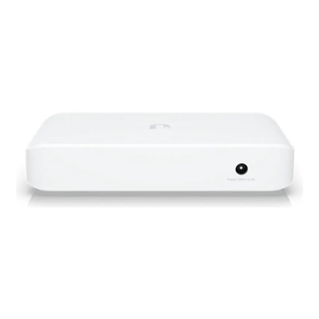Ubiquiti UniFi Lite 8-Port PoE+ Switch – Gallery image 5 Ubiquiti UniFi Lite 8-Port PoE+ Switch – Gallery image 5