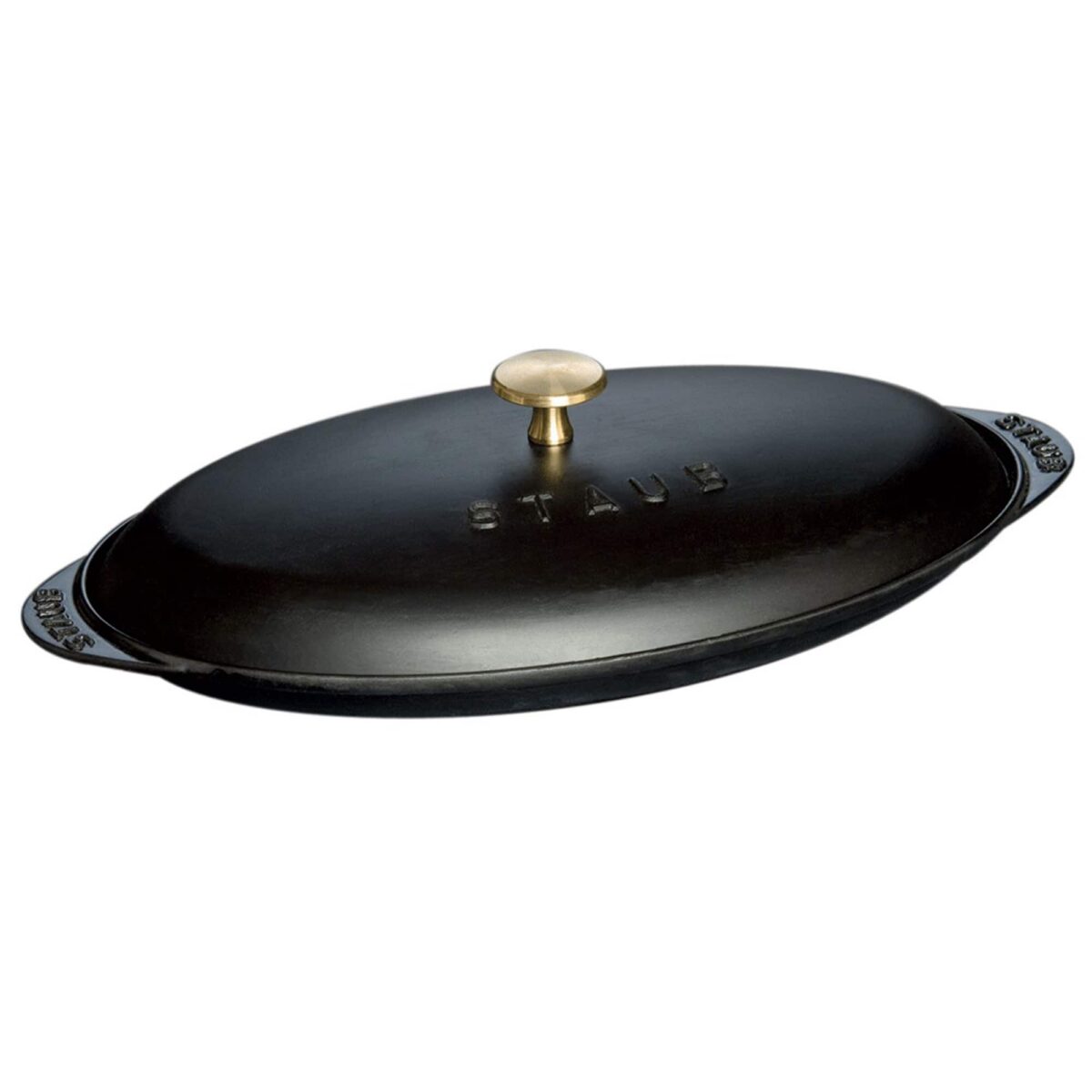 0b7c6abb-35c7-4436-9853-3622a1719cec.jpg Staub - Cast Iron 14.5-inch x 8-inch Covered Fish Pan - Matte Black