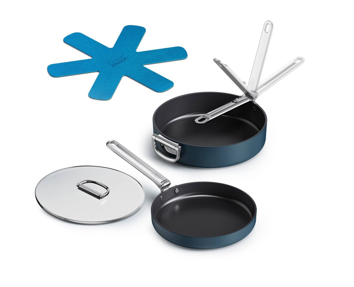 1eb815c5-7165-4bd4-b6fe-b950b8590cb8.jpg Joseph Joseph - Space Ceramic Non-stick 3-piece Essential Cookware Set - Blue