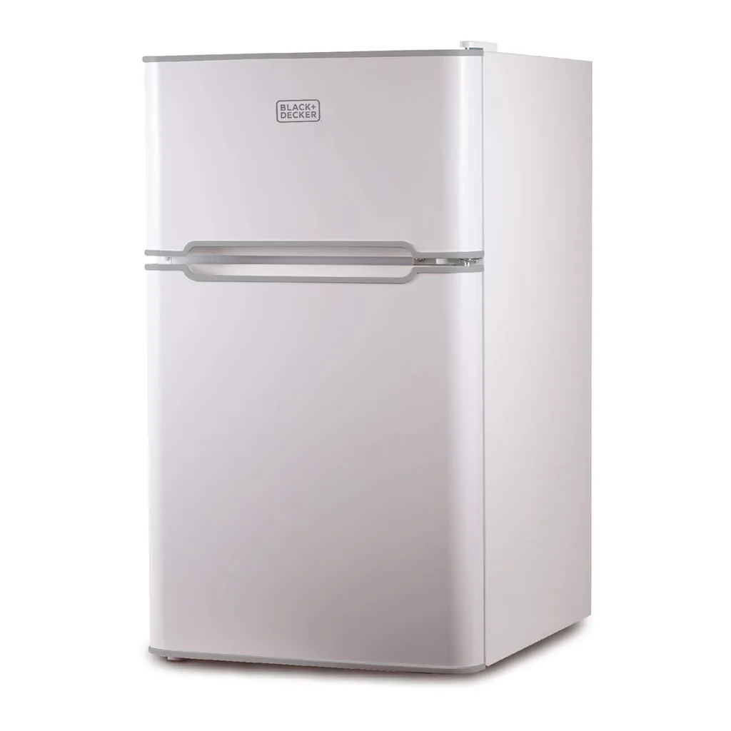 3ab5a83f-3c2d-4c8e-9dfb-7153b818d030.jpg Black+Decker - Black + Decker 3.1 cu. ft. Freestanding Mini Fridge with Freezer - VCM