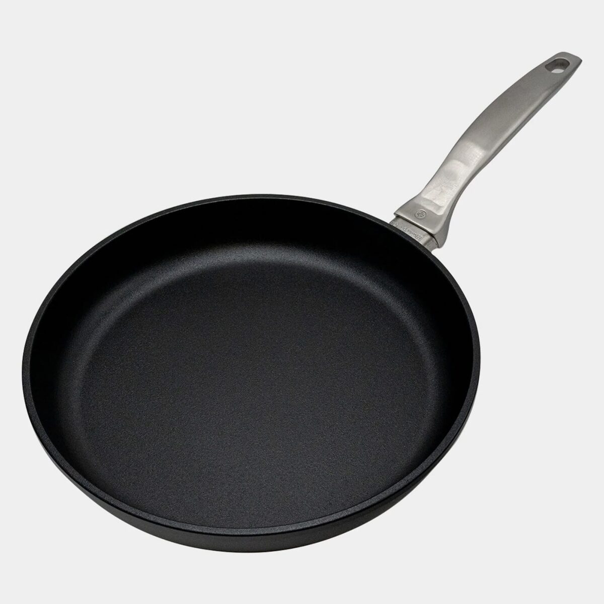 3d1a85b6-38ea-4849-a317-ab124a360ddd.jpg Swiss Diamond - CHD Nonstick Fry Pan, 10.25-Inch - Black