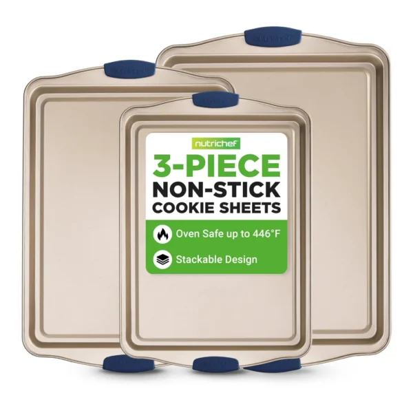 4c9784be-2b78-4b0d-bb1e-d17f459a2195.jpg NutriChef - 3-Piece Non-Toxic Cookie Sheets – Carbon Steel Oven Tray Set with Silicone Handles for Easy Use (NCSBSG63)