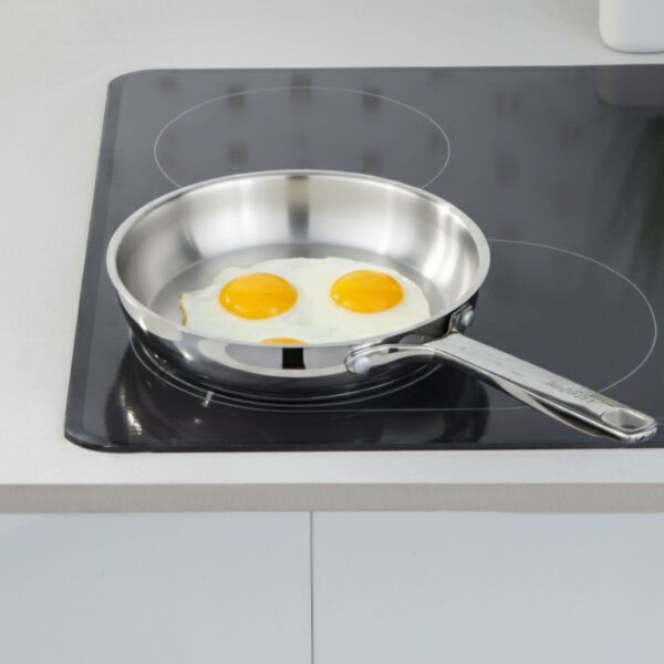 912b675d-c06d-4e20-9791-35e9e1dcdb03.jpg BergHOFF - DiNA Helix 18/10 Stainless Steel 8" Fry Pan - Silver