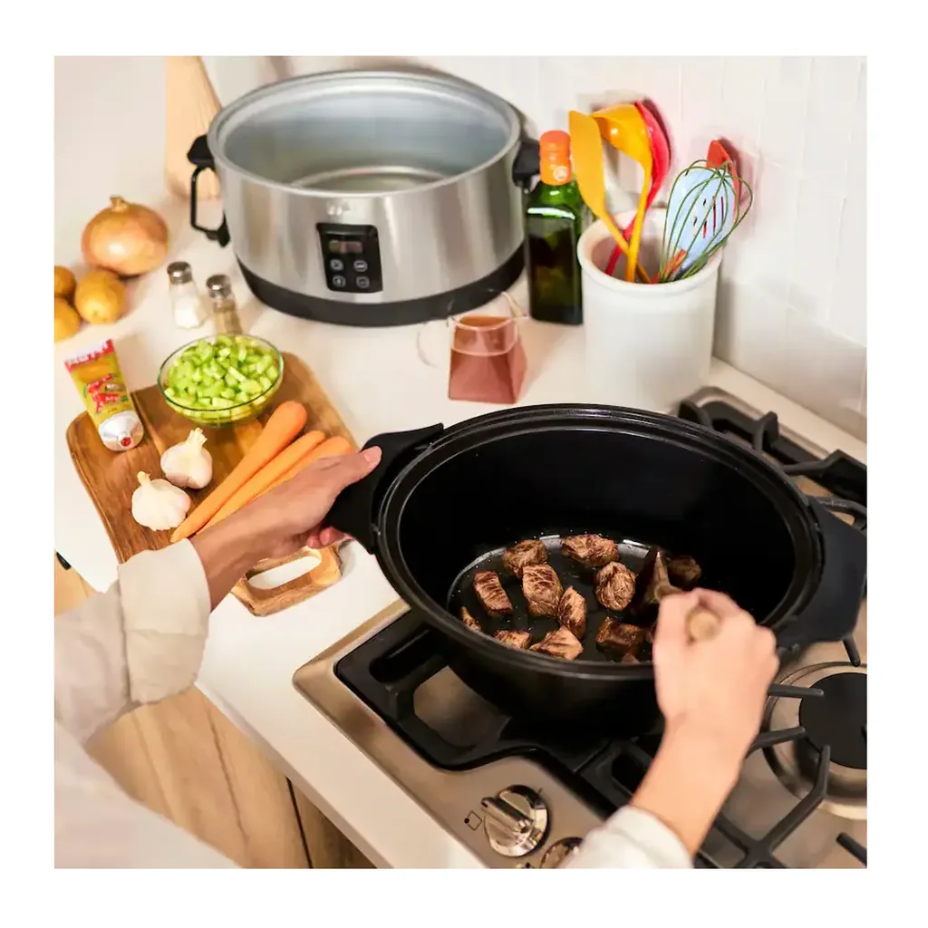 bella PRO - 7-qt. Programmable Slow Cooker with Searing Function - Stainless Steel – product image 6 bella PRO - 7-qt. Programmable Slow Cooker with Searing Function - Stainless Steel – product view 6
