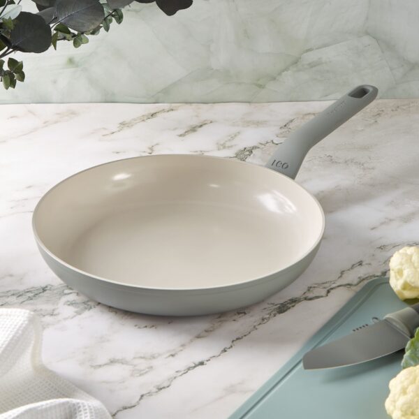 a5d2aa5e-ad0f-4cd0-a901-19450f400fbd.jpg BergHOFF - Balance Nonstick Ceramic Frying Pan 11", Recycled Aluminum - Moonmist
