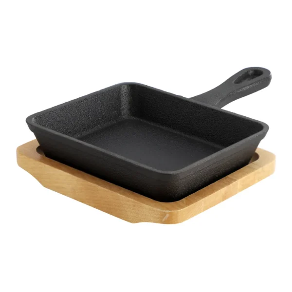 da7b99cf-8902-4ca5-a380-225a3a67b334.jpg MegaChef - Mini Cast Iron Square Pan with Wood Tray - Black
